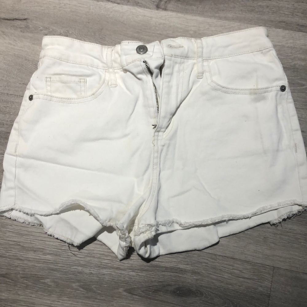 COPY - 5 for $20 white shorts size 4